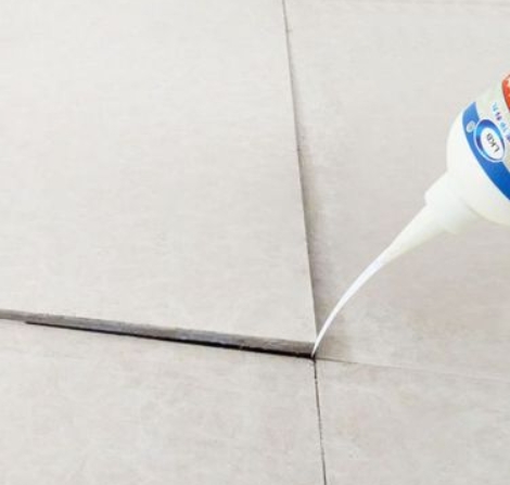大兴瓷砖空鼓维修公司分享卫生间瓷砖脱落的原因可能有以下几点